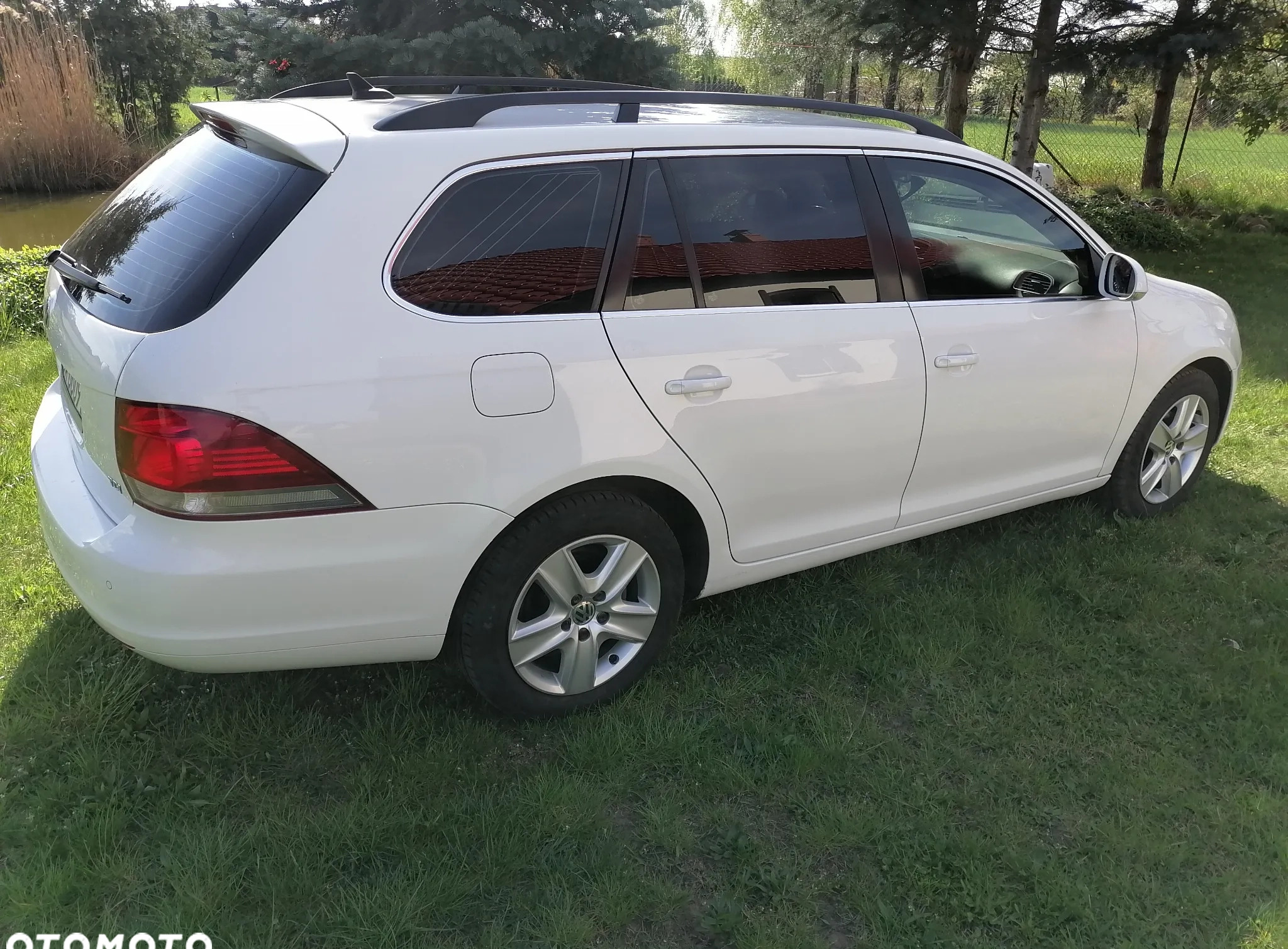 Volkswagen Golf cena 17500 przebieg: 294000, rok produkcji 2010 z Jarocin małe 37